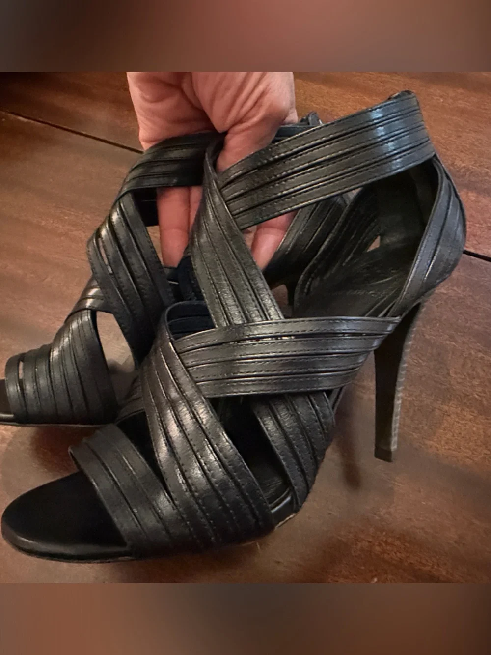 Tory Burch Black Leather Caged 